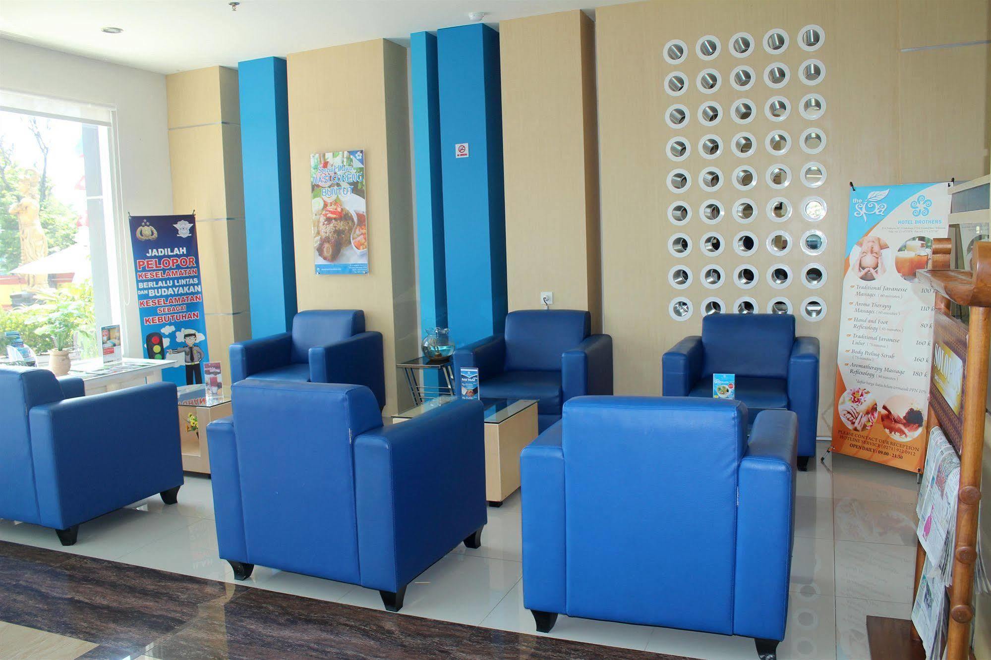 Hotel Brothers Biru Solo Baru Экстерьер фото