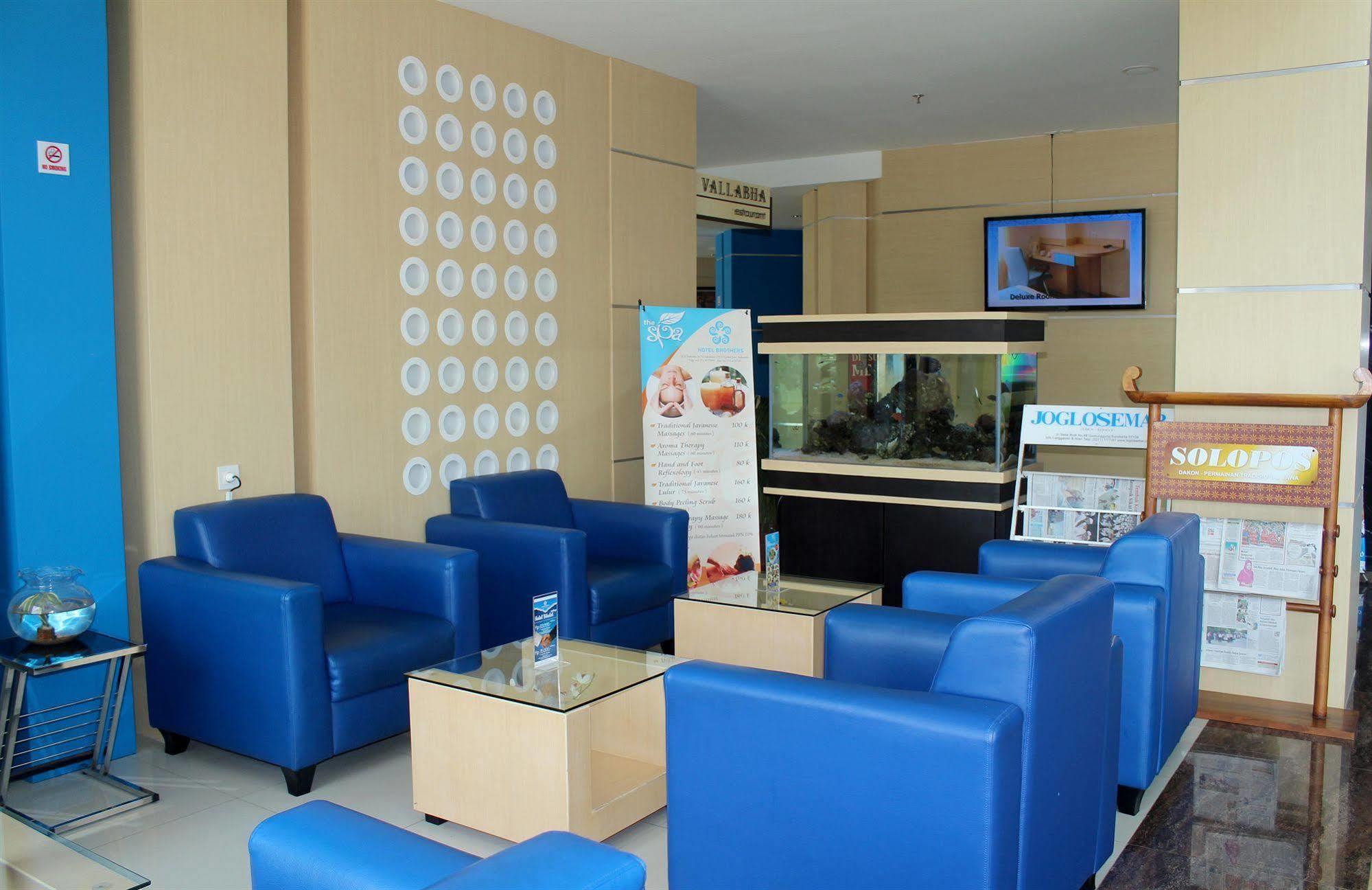 Hotel Brothers Biru Solo Baru Экстерьер фото